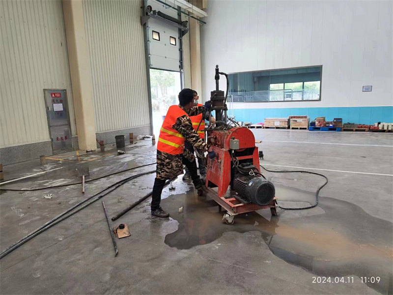 灵石厂房地面下沉塌陷注浆加固施工